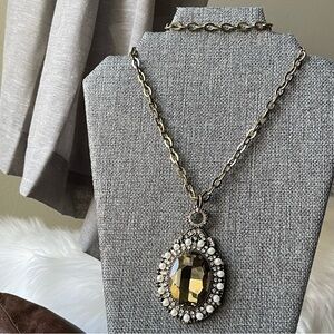 CHARMING CHARLIE | Vintage | Large Rhinestone Pendant Faux Seed Pearls Necklace